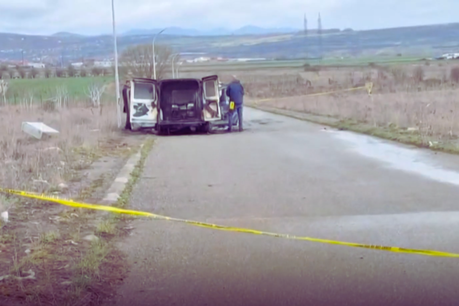 Zgjerohet pista e hetimeve – gjendet vetura tjetër e grabitësve në Veternik, kishte municion në të