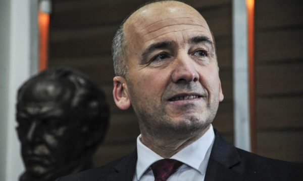 Gazmend Muhaxheri: VV e dinte që Albulena Haxhiu nuk kalon, këtë lëvizje e ka bërë me qëllim të caktuar