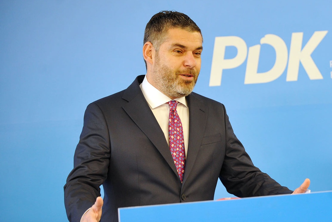 Ardian Kastrati largohet nga PDK, kritika të shumta për Memli Krasniqin