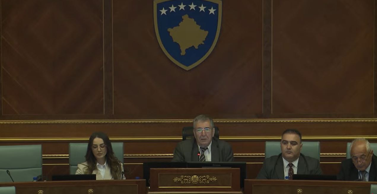 Dështim i seancës së sotme, Kuvendi del me njoftim