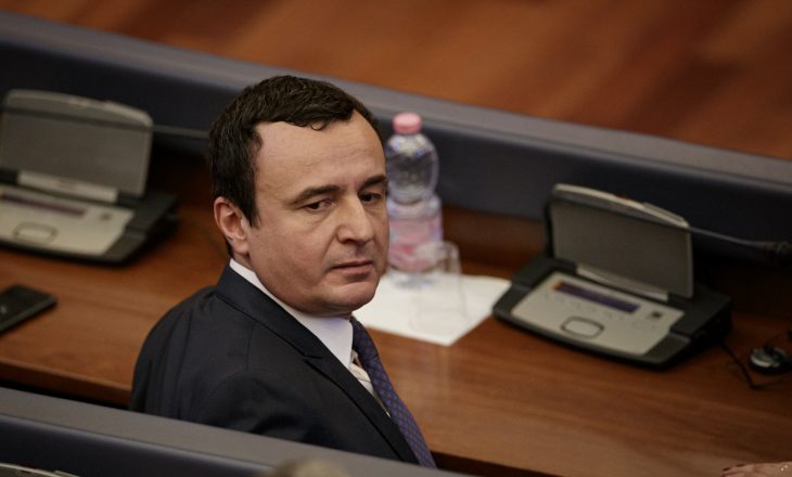 Kurti “lodhet” nga seancat e shpeshta: VV-ja kërkon që deputetët të mblidhen një herë në javë, “opozita” e refuzon