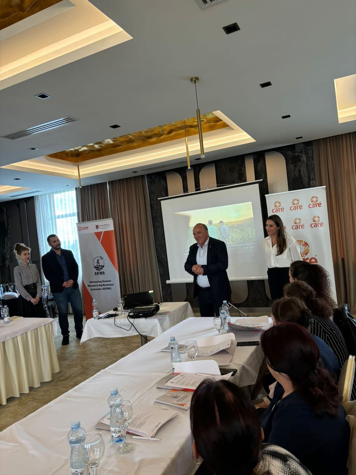 Filluan trajnimet për 42 gra llapjane në fushën e agrobiznesit