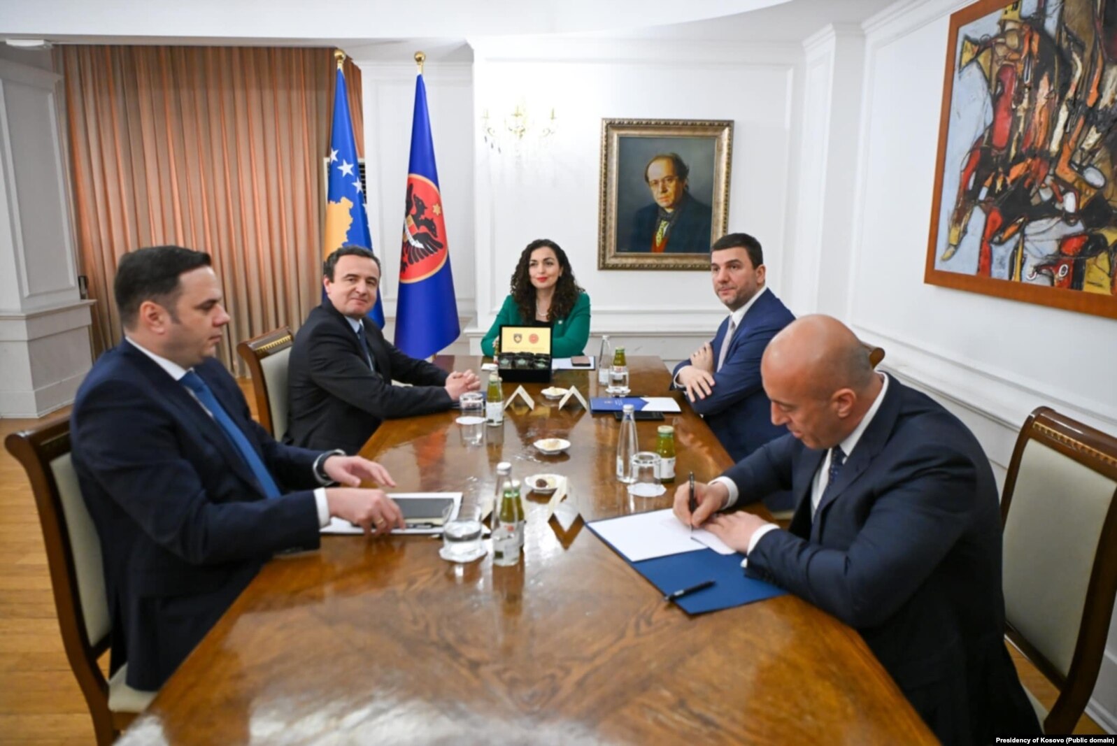 A janë zgjedhjet lokale mollë sherri për bllokadën institucionale?