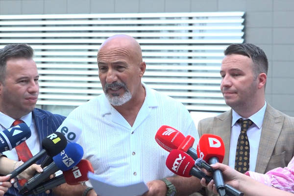 Veterani i përfshirë në një debat verbal me deputeten Pacolli, dorëzon kallëzim penal kundër saj