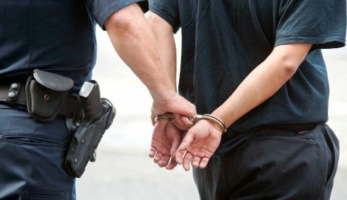 Sulmoi babanë e tij, arrestohet i dyshuari