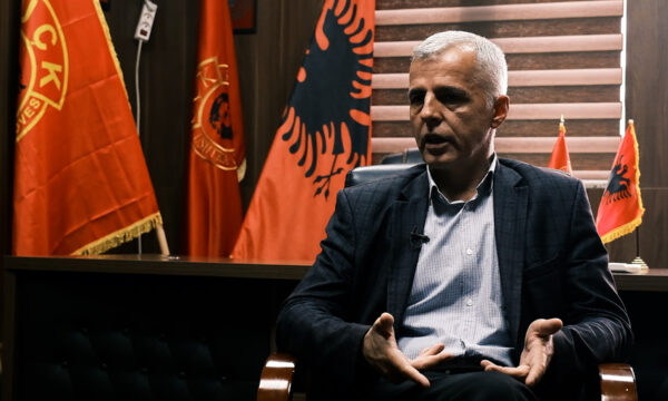 “Më parë e vras Albin Kurtin…”- Aktakuza e plotë ndaj Klinakut dhe Selmanit për kanosjen ndaj Kurtit