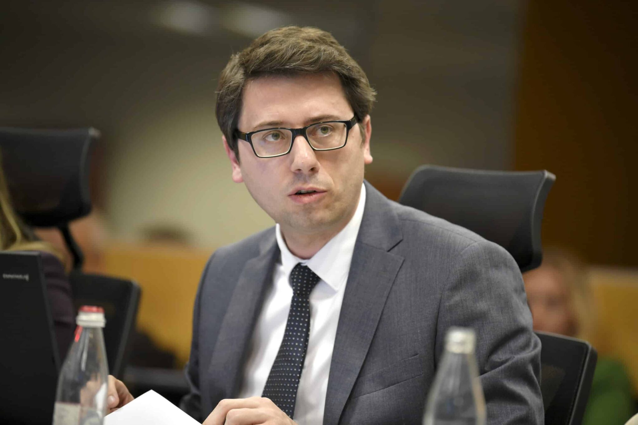 RTK kërkon kredi për të dalë nga kriza – Murati fajëson opozitën