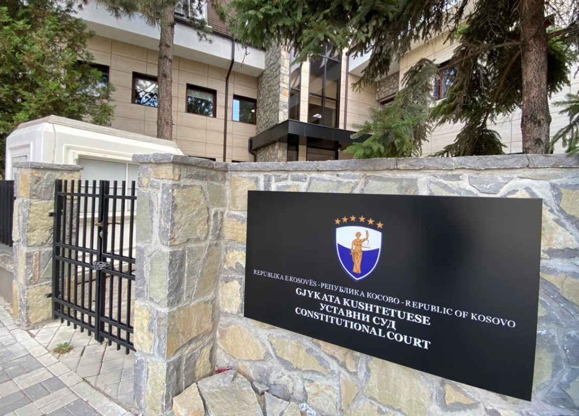 Gjykata Kushtetuese: Kuvendi duhet të zgjedhë kreun e ri përmes votimit të hapur