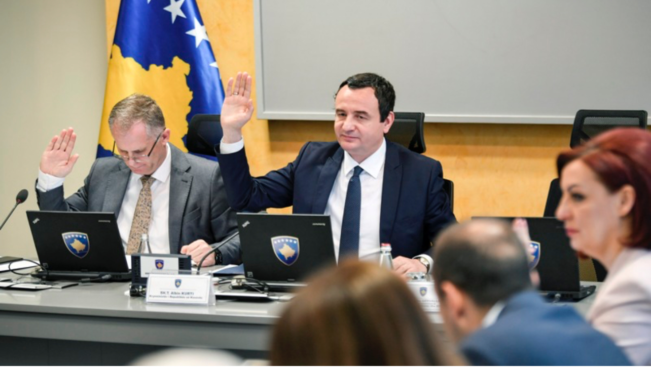 Qeveria në detyrë mban mbledhje- Këto janë pesë vendimet që u morën