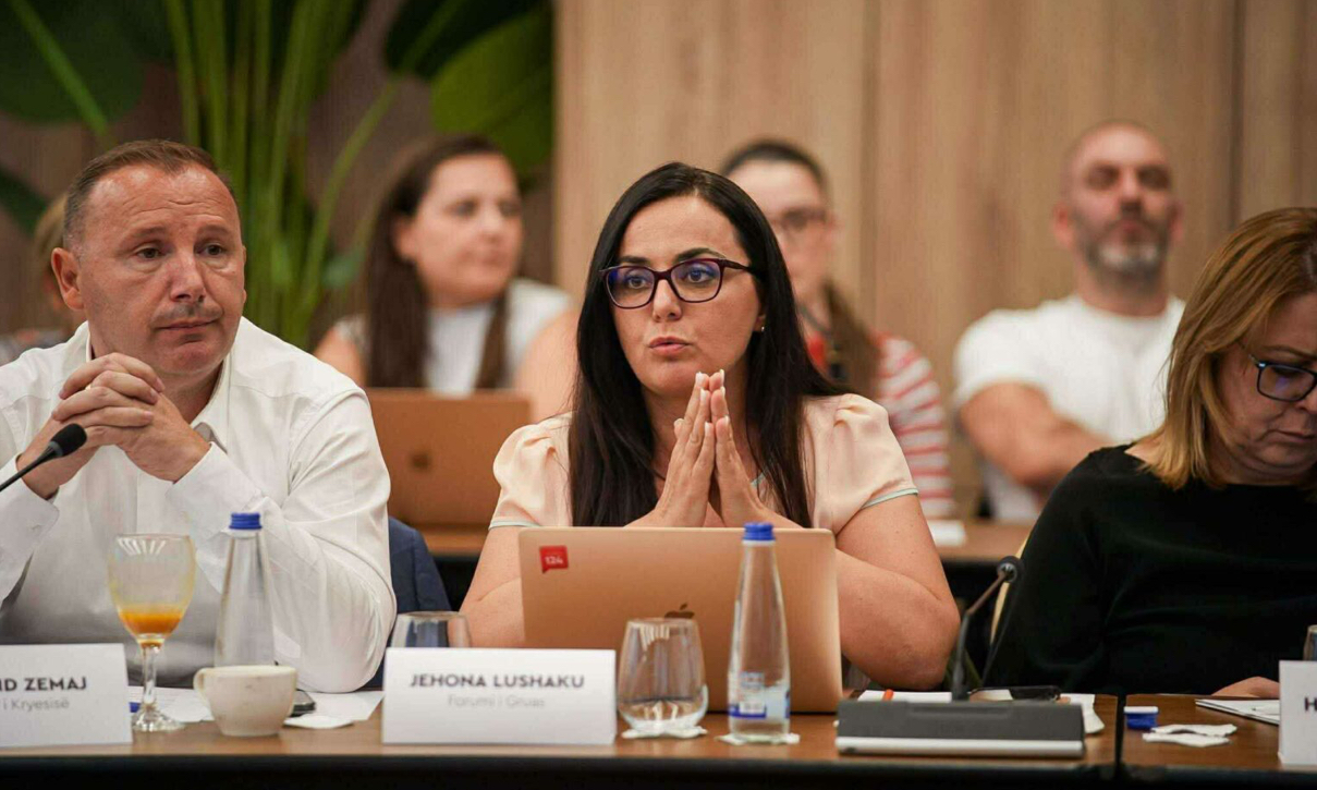 Lushaku-Sadriu akuzon ministrin Çeku për keqpërdorim të subvencioneve: Kosova nuk është bankë e VV-së