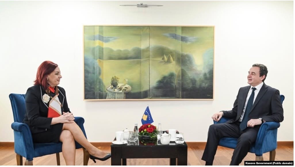 Kurti liron nga detyra Rexhepin