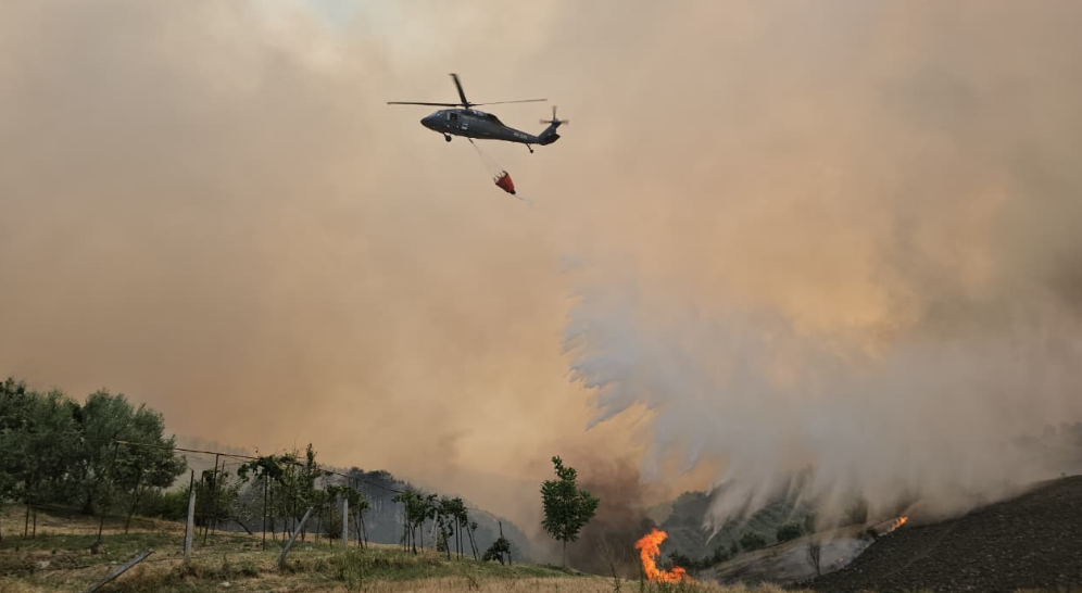 Situatë e rëndë në Gramsh: Zjarri shkakton viktima dhe të plagosur