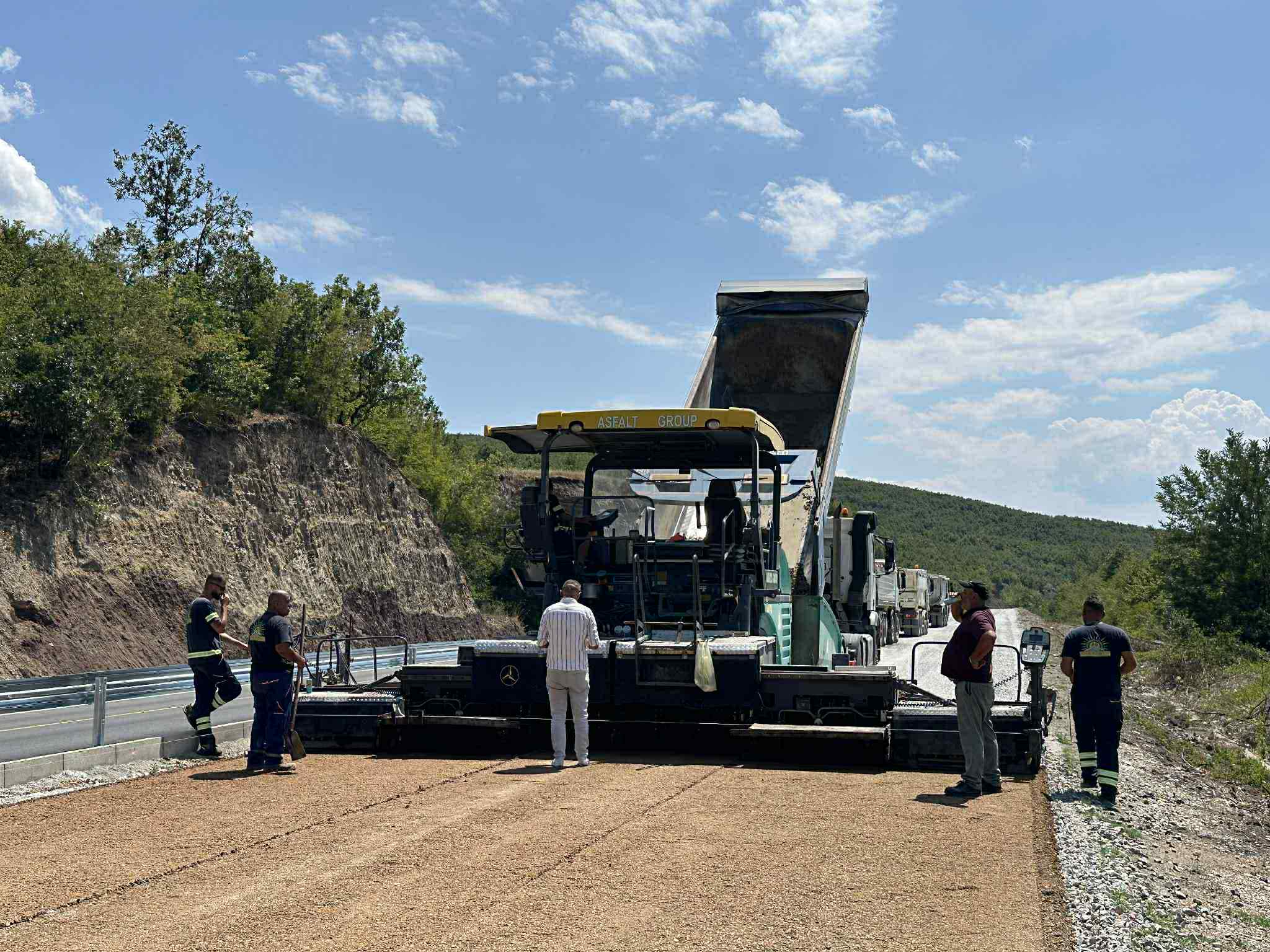 Po merr fundin rruga Klinë-Gjakovë, punimet drejt finalizimit