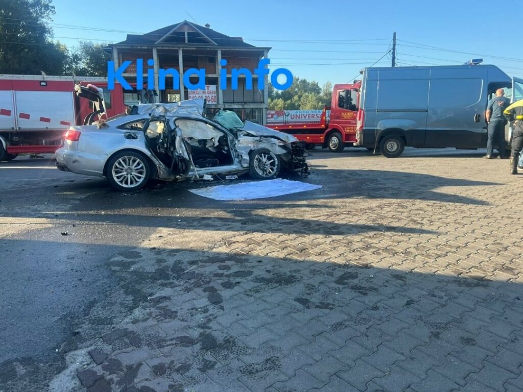 Pamje nga Klina ku dy persona humbën jetën në aksident