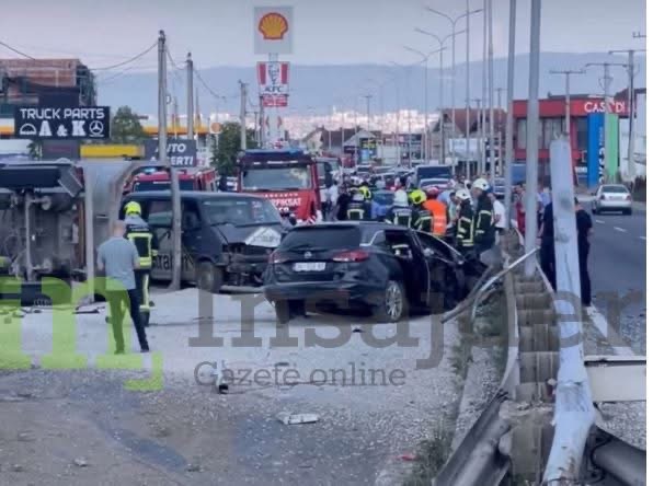 Aksidenti i rëndë në Vragoli – Policia: Kamioni dyshohet se goditi katër automjete, tre të lënduar