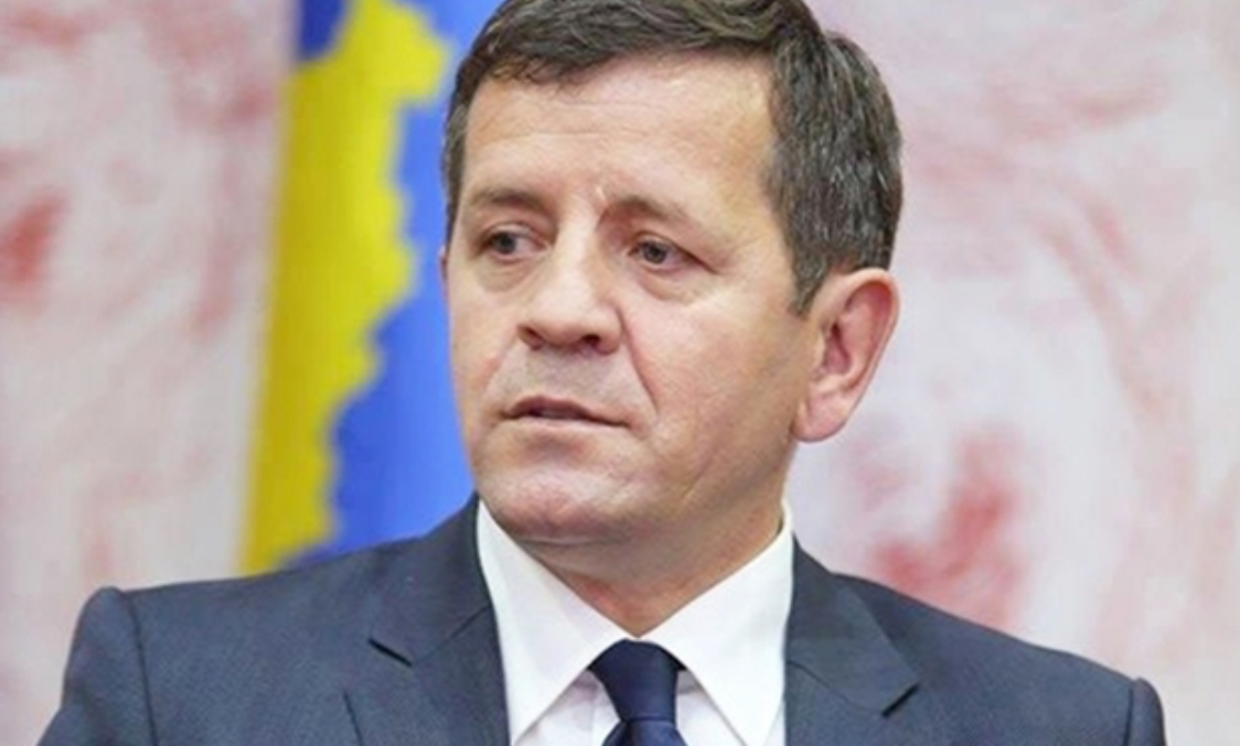 Remi kritikon qeverinë: Manovrat politike janë rrugë drejt dështimit