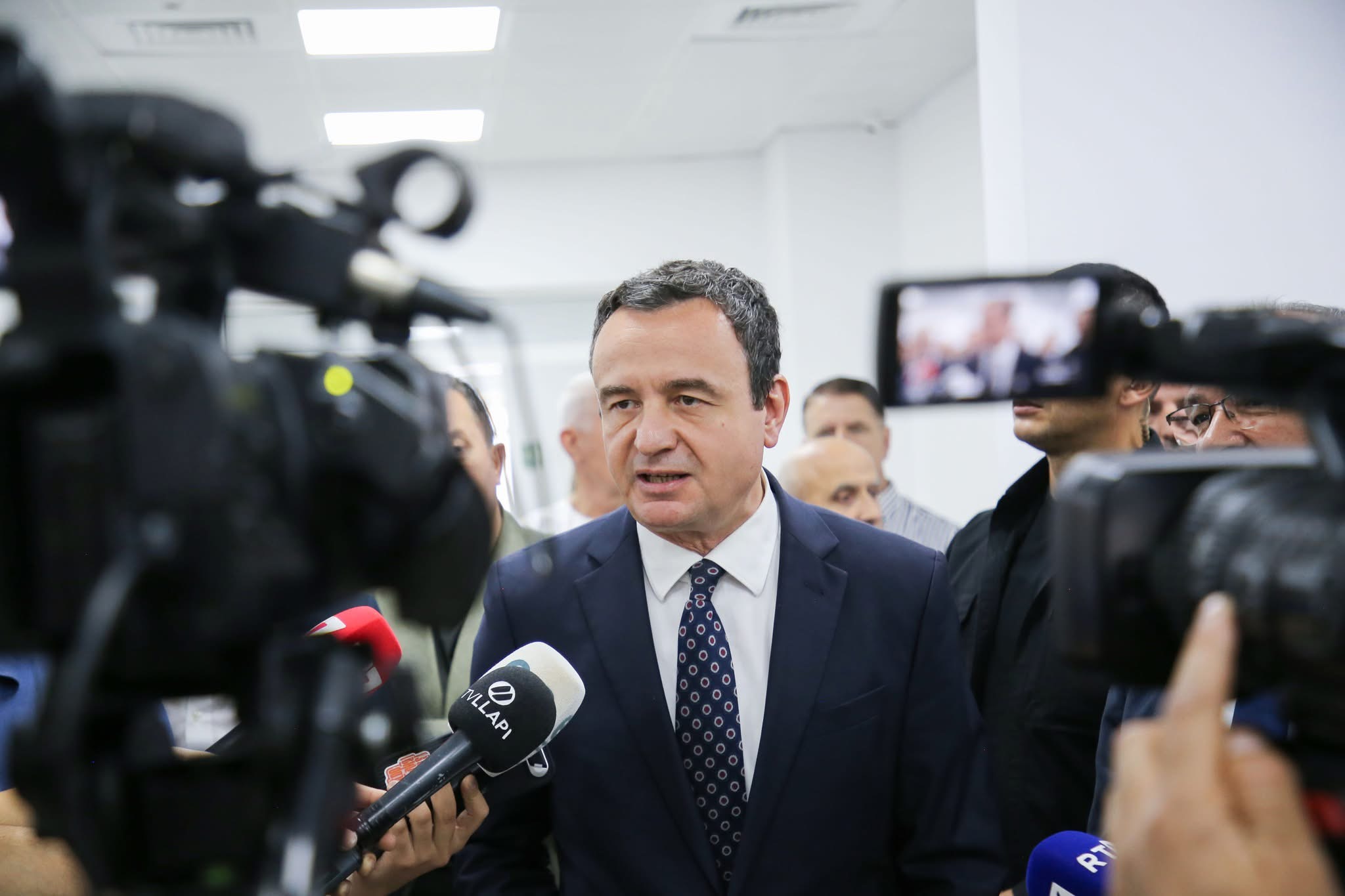 Kurti thërret konferencë për media në ora 17:00, s’dihet arsyeja