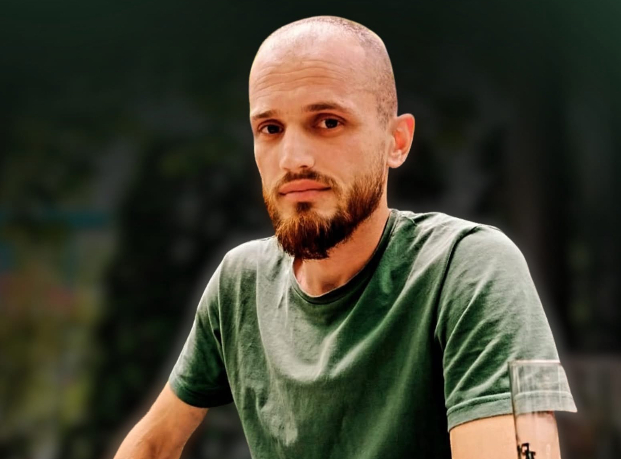 Arrestimi i të dyshuarit për vrasjen në Podujevë, policia i konfiskon një armë zjarri