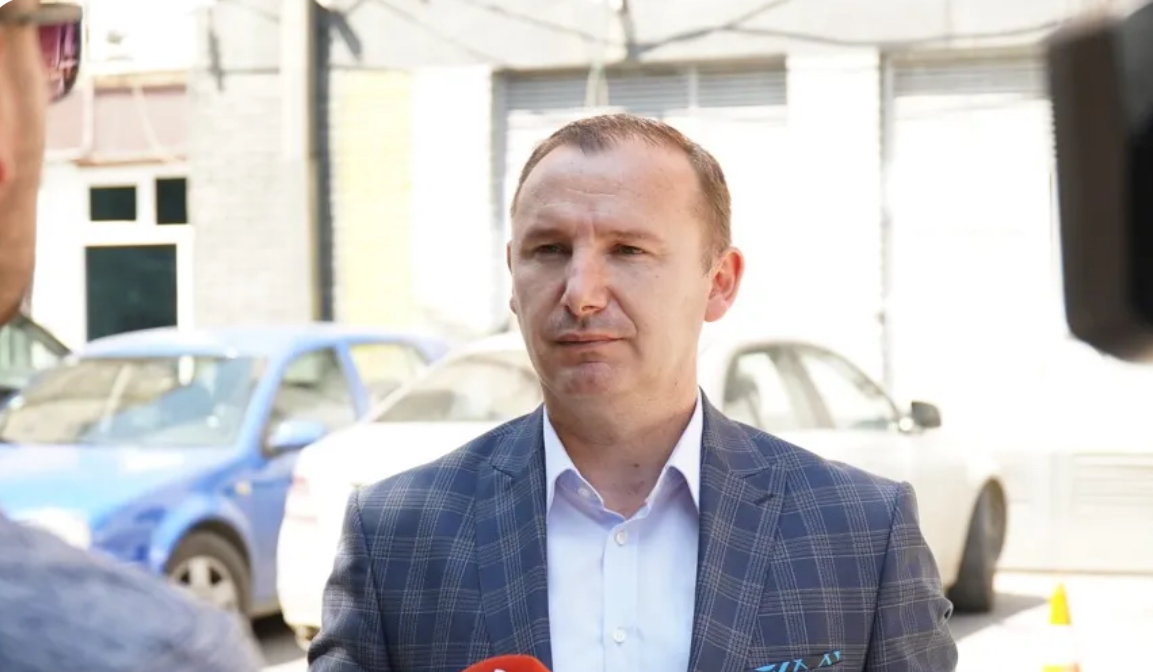 Zemaj kërkon falje publike pas incidentit me një qytetar
