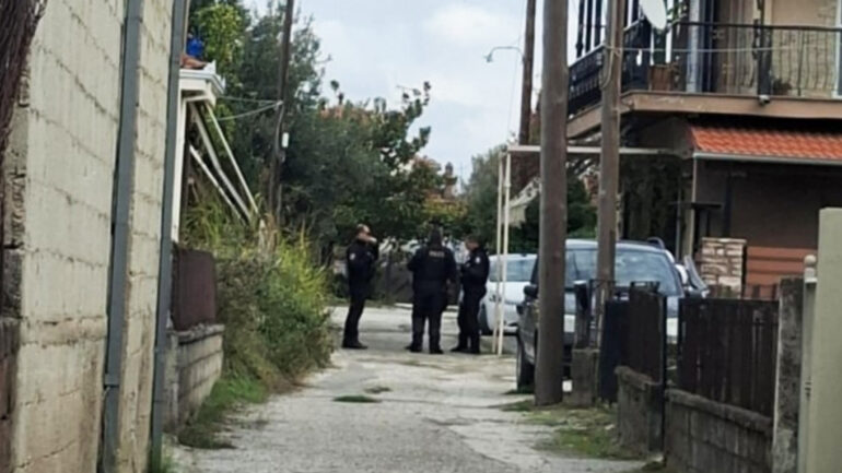 “Shkoi në banjo dhe…”/ Zbardhen detaje TRONDITËSE si 18-vjeçari vrau nënën e tij…