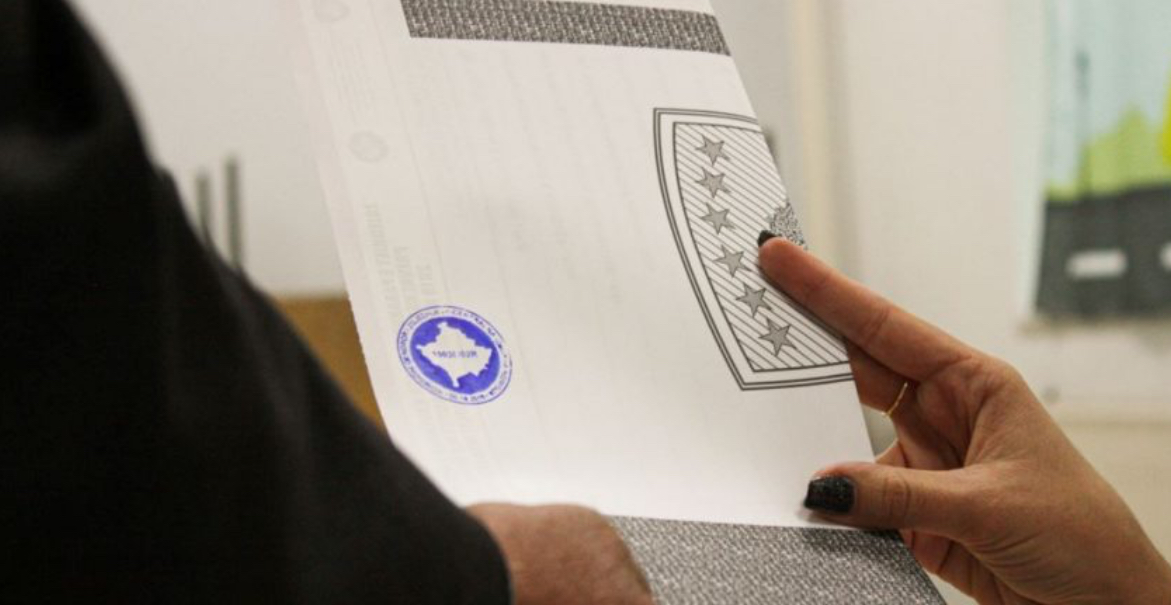 Balotazhi, sot përfundon votimi me postë