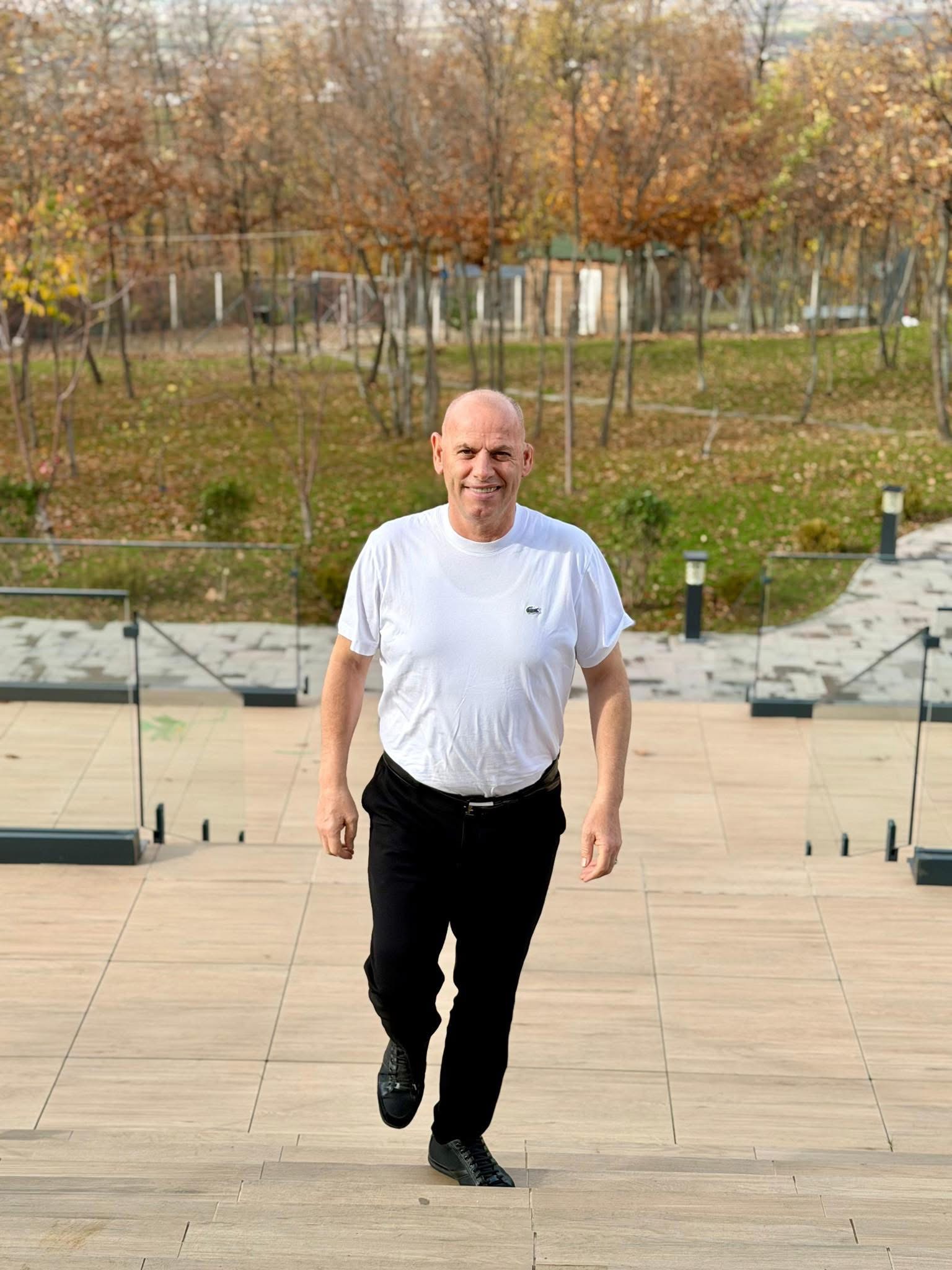 Lladrofci: Partia Demokratike është vet liria dhe shteti i Kosovës!