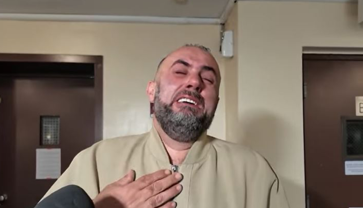 “I mbijetuam Luftës në Kosovë, e ai vdiq në ShBA”, flet i përlotur vëllai i Burim Havollit (VIDEO)