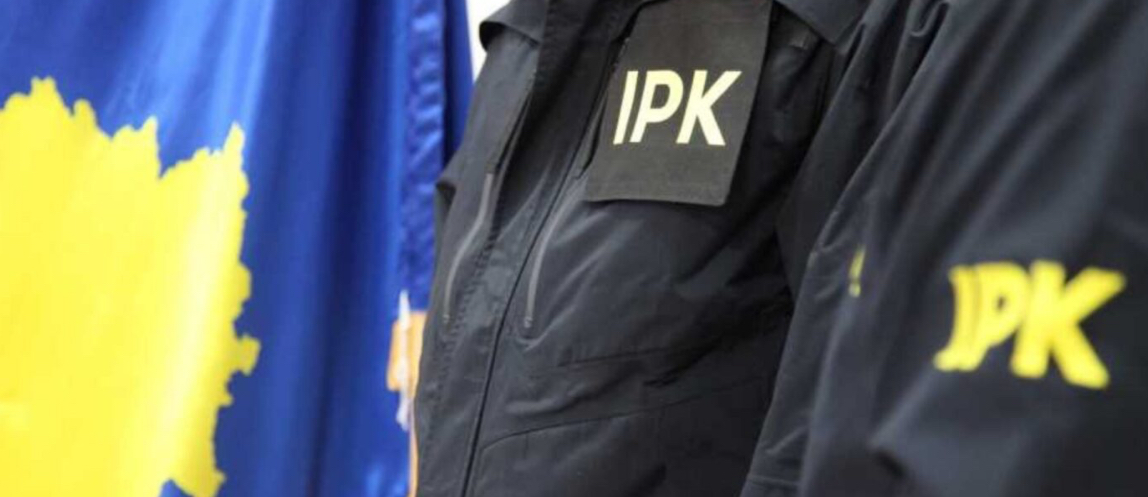 IPK vazhdon pezullimin e zyrtarit policor Driton Agaj – Avokati pretendon se rasti lidhet me konflikt familjar dhe tentim degradimi