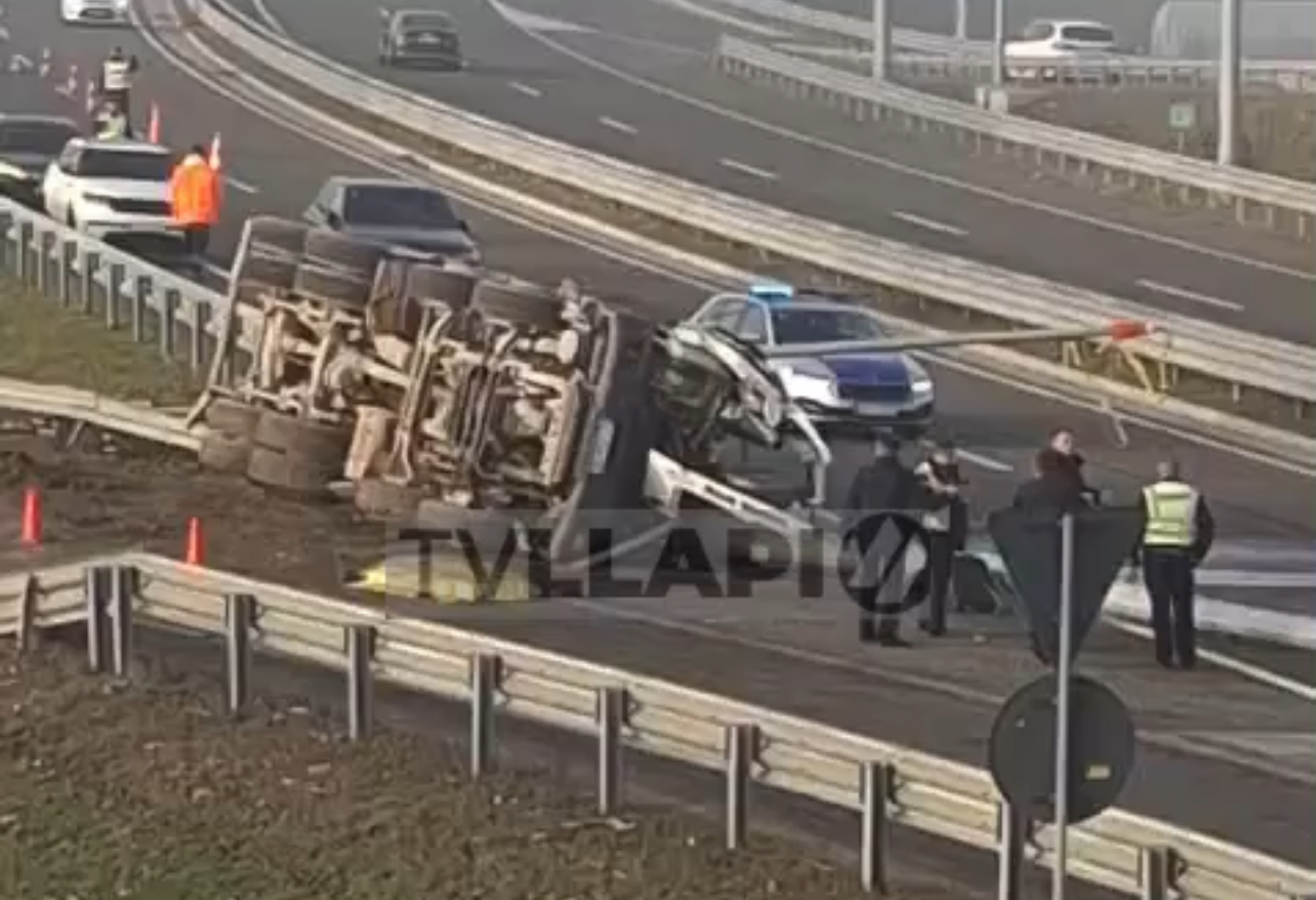 Tragjedi në Mazgit, kamioni rrokulliset – shoferi ndërron jetë