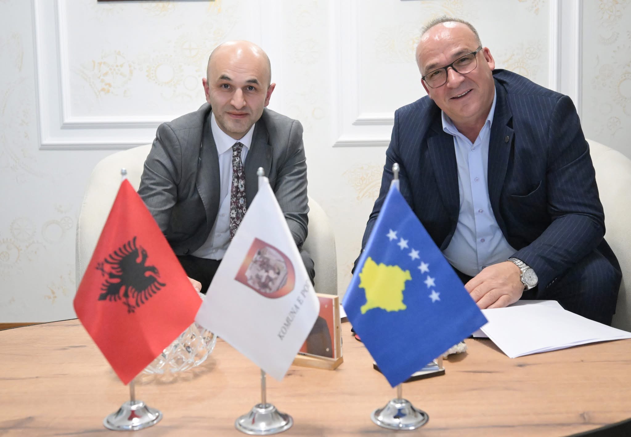 Nënshkruhet memorandum bashkëpunimi për ndërtimin e palestrës multisportive në Podujevë