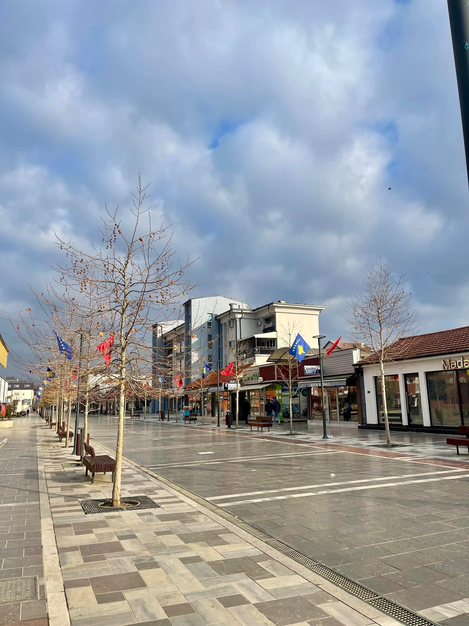 Parashikimi i motit për sot: Kryesisht i vranët me riga shiu dhe temperatura deri në 9°C