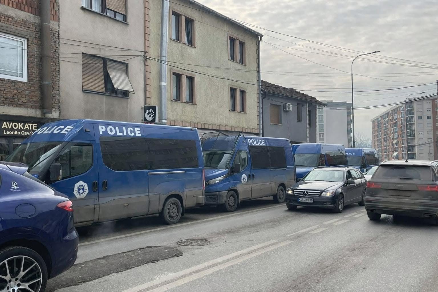 Nga një muaj paraburgim për 23 “manipuluesit e votave”