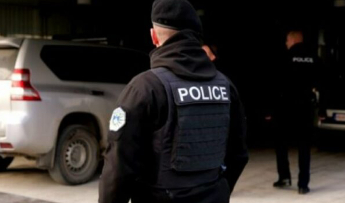 Tre të arrestuar për pjesëmarrje në grup kriminal