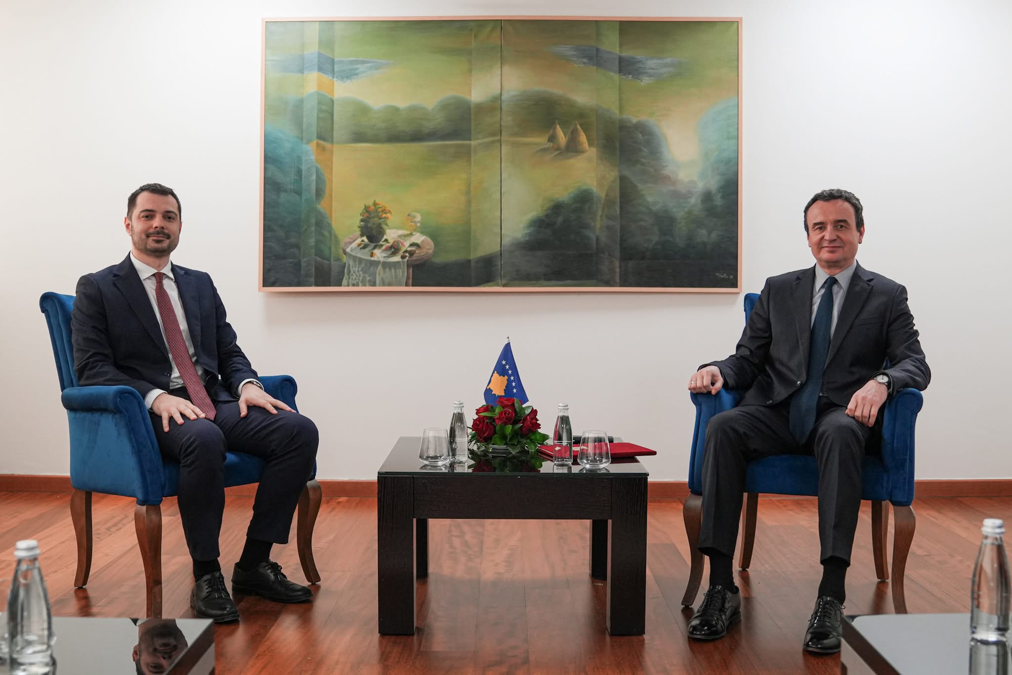 Ish-zëdhënësi i qeverisë merr post të lart në “Kurti 3”