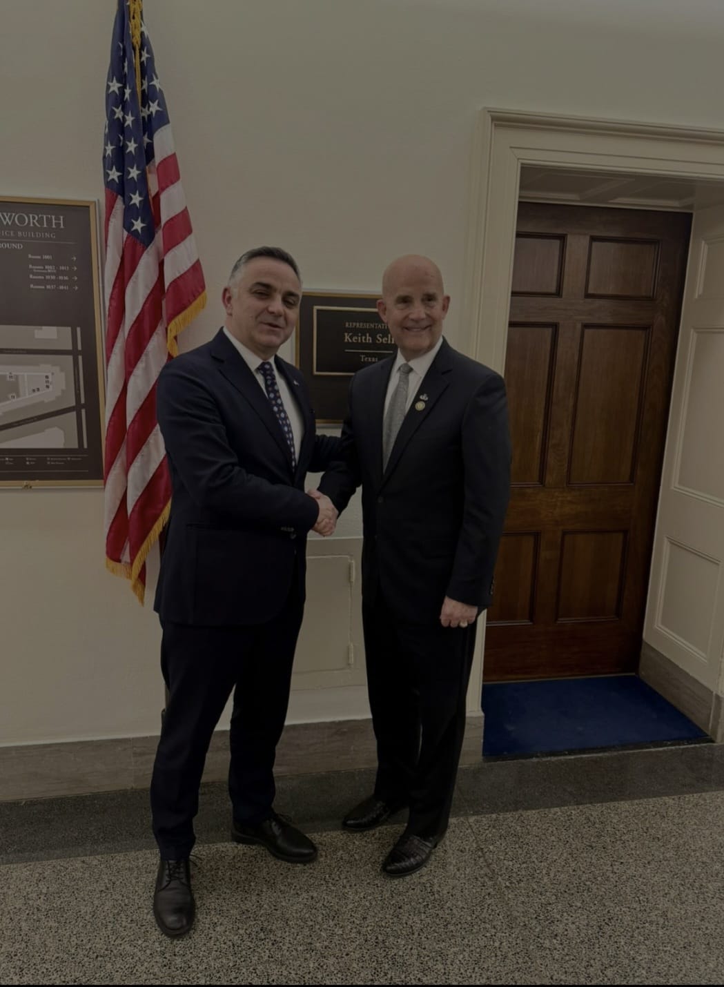 Besnik Tahiri takon kongresistin amerikan Keith Self, diskutohet mbështetja për Kosovën dhe rruga drejt NATO-s