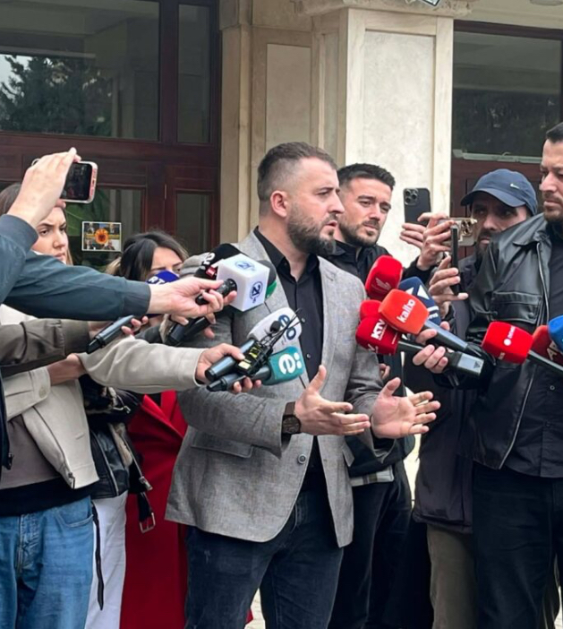 Lushtaku: Kemi qenë me zëmër nëse është dikush nga familja Jashari, për Andinin s’kemi votë, është në LVV