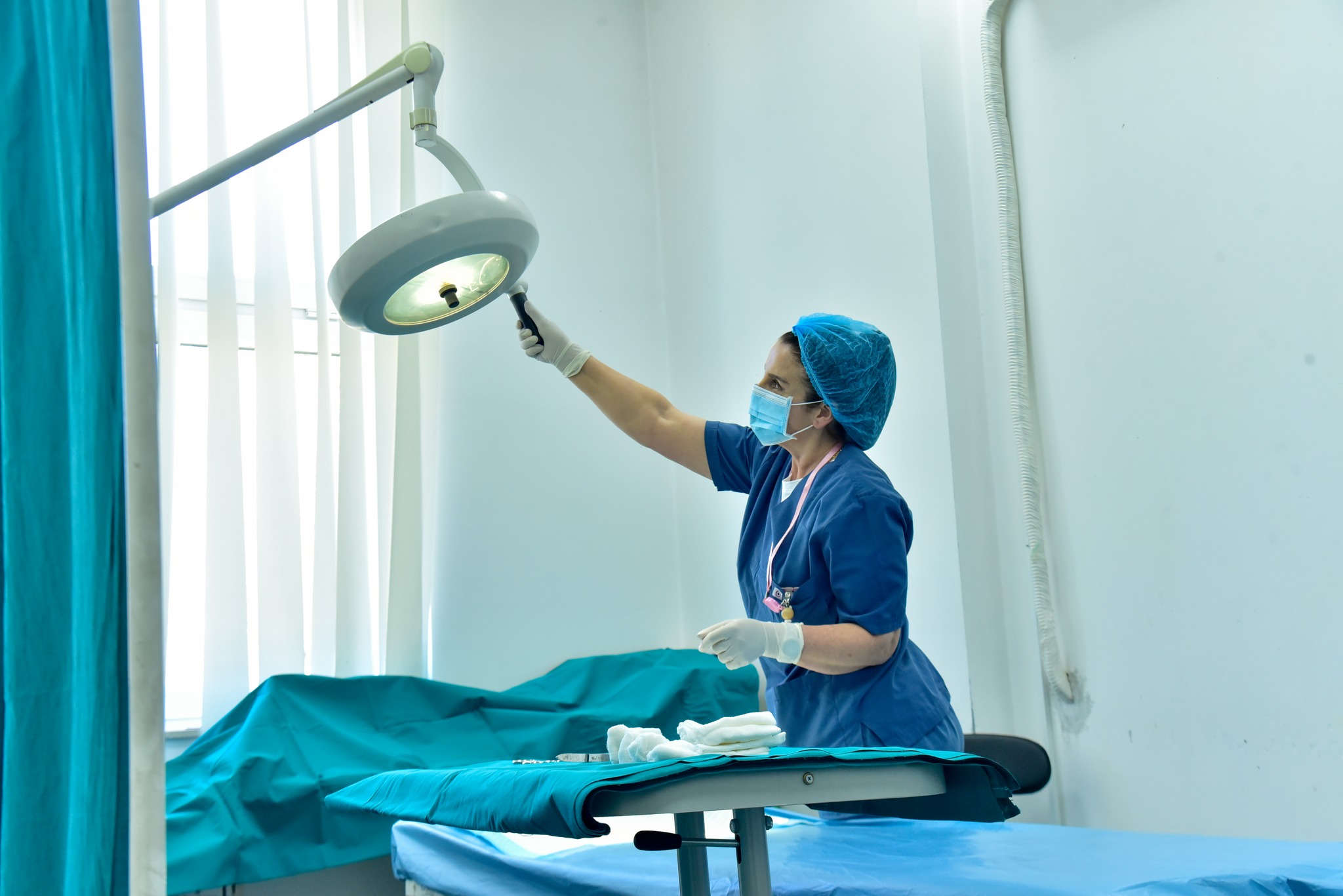 1,548 intervenime brenda vitit në sallën kirurgjike të Ambulacës Specialistike