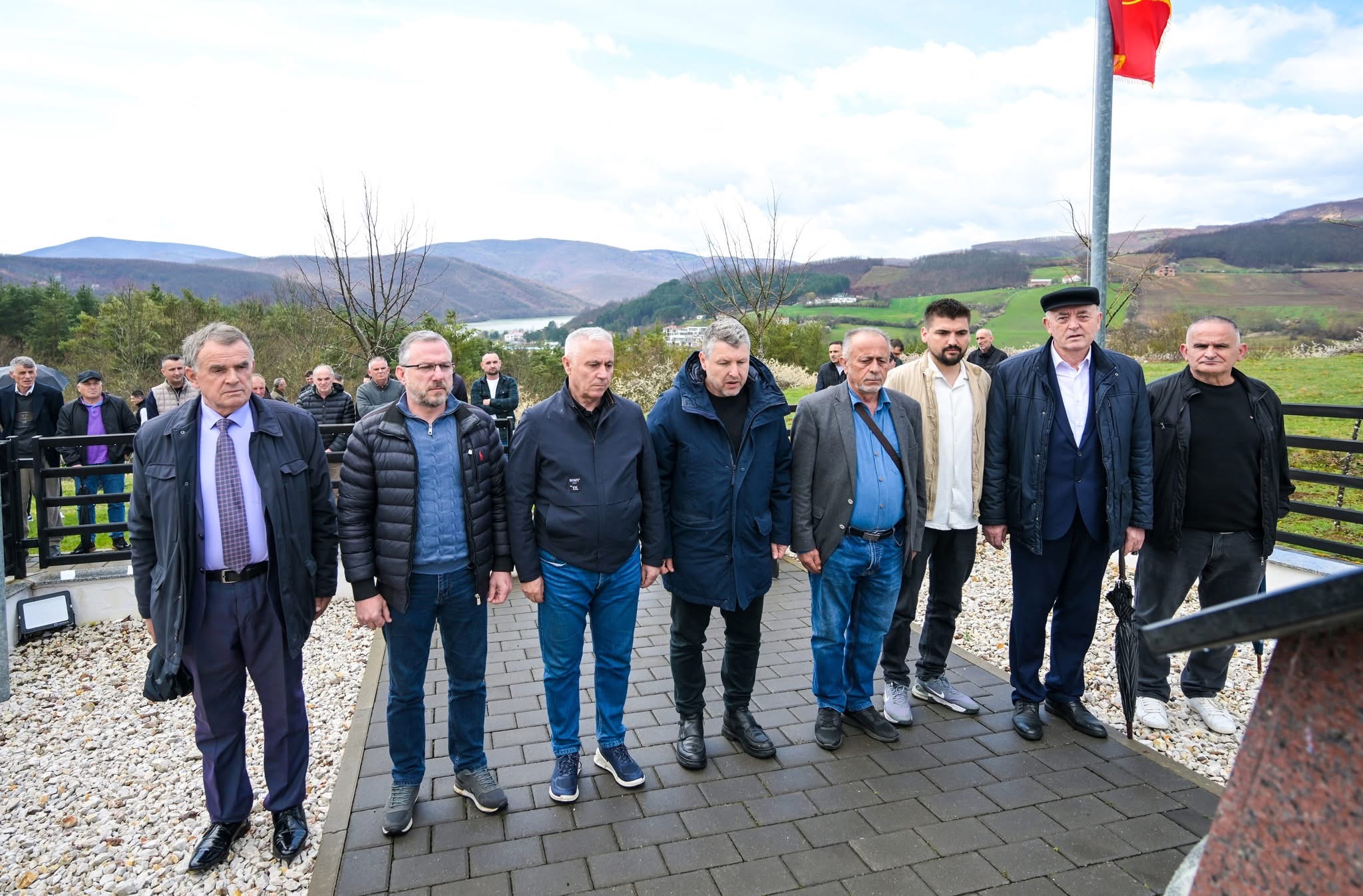 Në 27-vjetorin e rënies së dëshmorëve Sami Plakolli dhe Hajdin Haliti, Komuna e Podujevës organizoi homazhe në nderim të jetës dhe veprës së tyre.