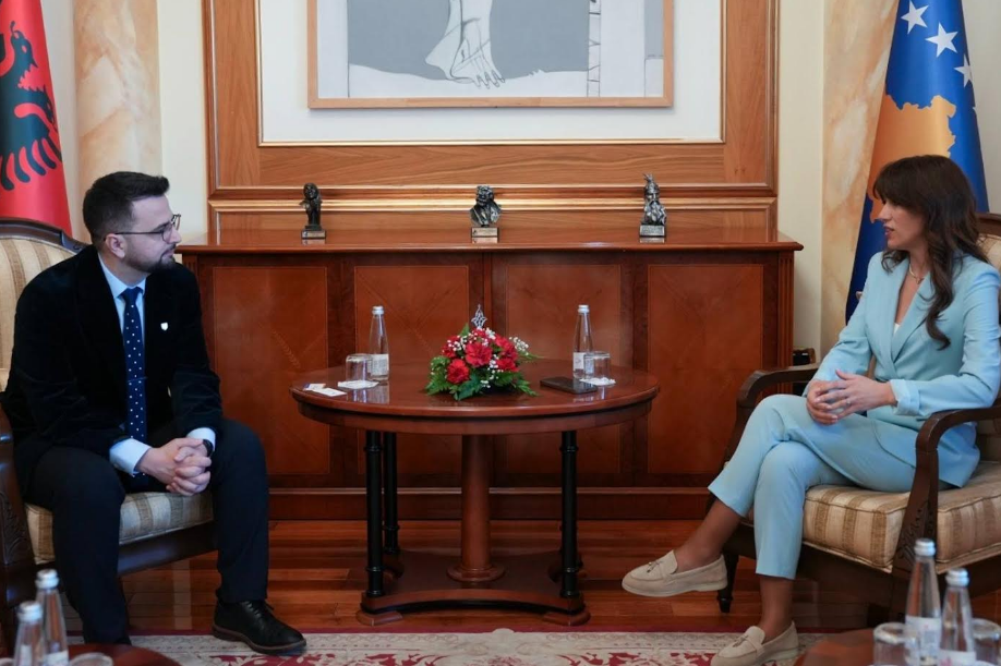 Detaje nga takimi i Haxhiut me Avokatin e Popullit të Shqipërisë