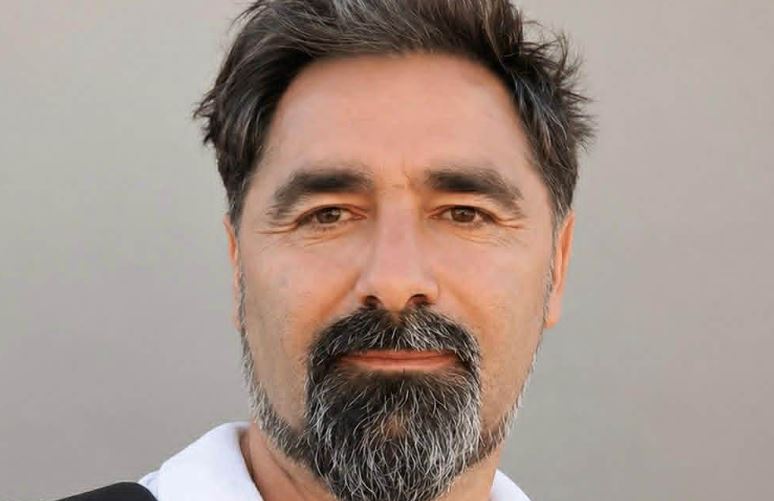 Vdes në moshën 55-vjeçare Astrit Dushi, figurë e njohur e mediave në Kosovë