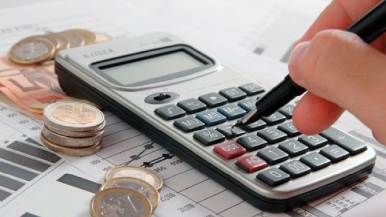 Nafta godet rëndë bizneset në Kosovë