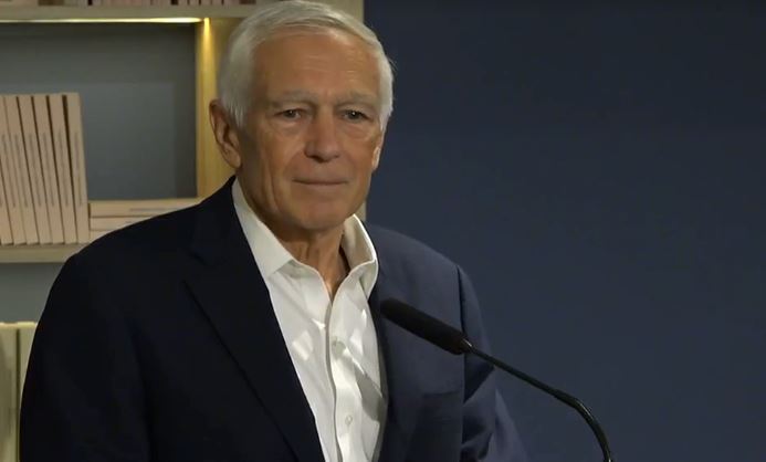 Konferenca e investitorëve amerikanë, Clark: Jam krenar me popullin e Kosovës