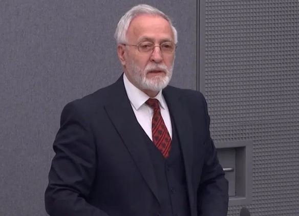 Çka thuhet në dosjen e fundit të mbrojtjes së Jakup Krasniqit?