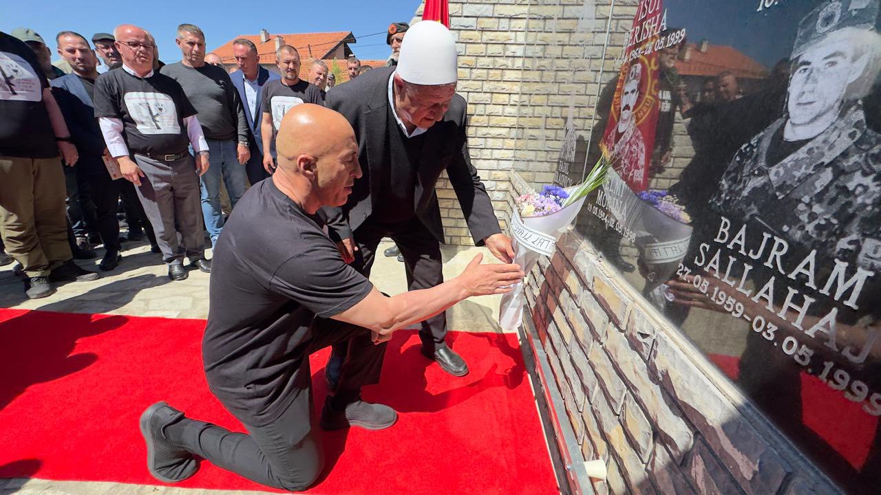 Haradinaj kujton daljen publike të UÇK-së dhe rolin e Drenocit në luftën çlirimtare