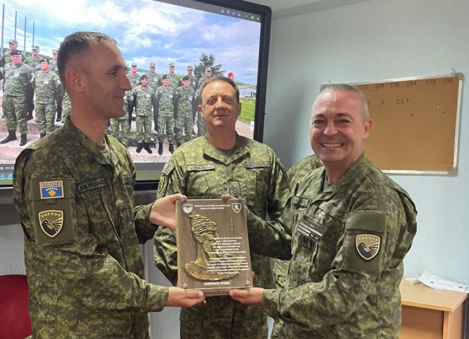 Ushtria e Kosovës realizon Kursin për Nënoficer të Lartë