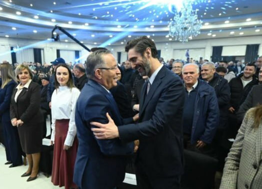 Uran Ismaili: Me Bedri Hamzën kryeministër përfundon kriza dhe përçarja, fillon zhvillimi dhe stabiliteti