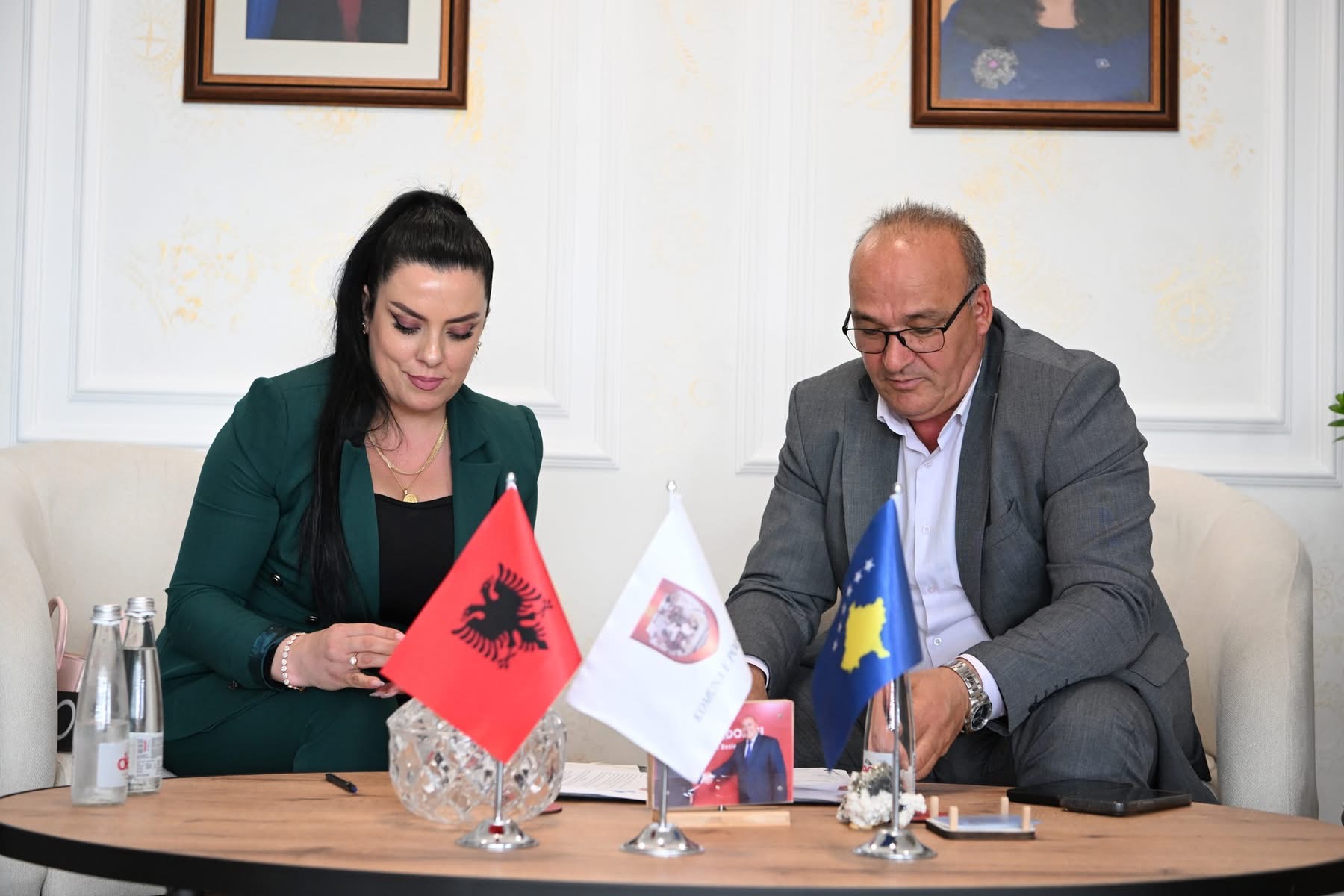 Komuna e Podujevës dhe Fondacioni “Fatima Bint Mubarak për Gruan” nënshkruajnë memorandum bashkëpunimi