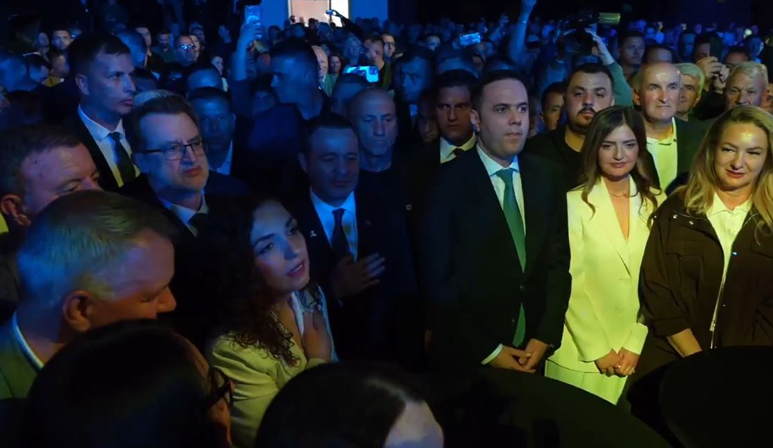 Abdixhiku dhe Osmani priten me brohoritje në “tubimin e bashkimit”
