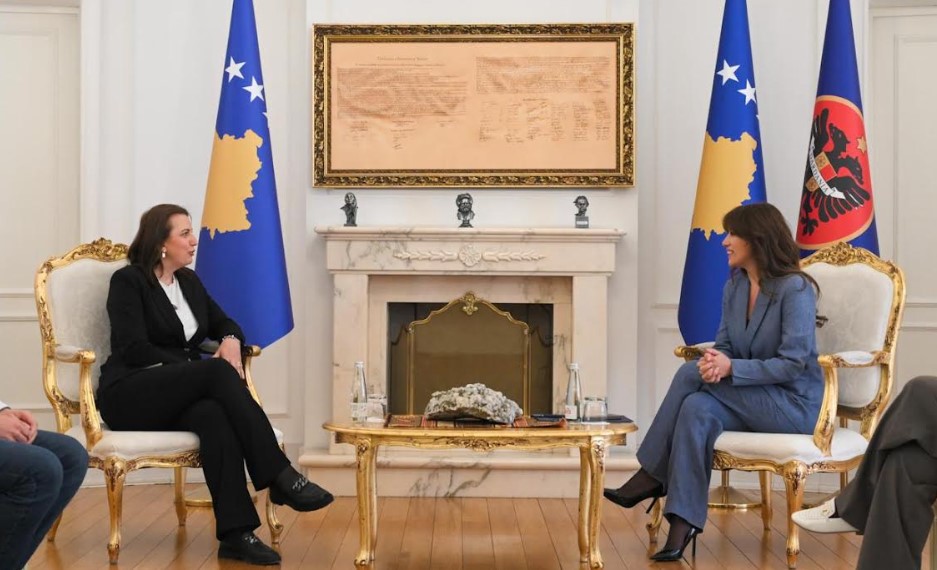 Haxhiu vlerëson lart arritjet e talentëve të matematikës