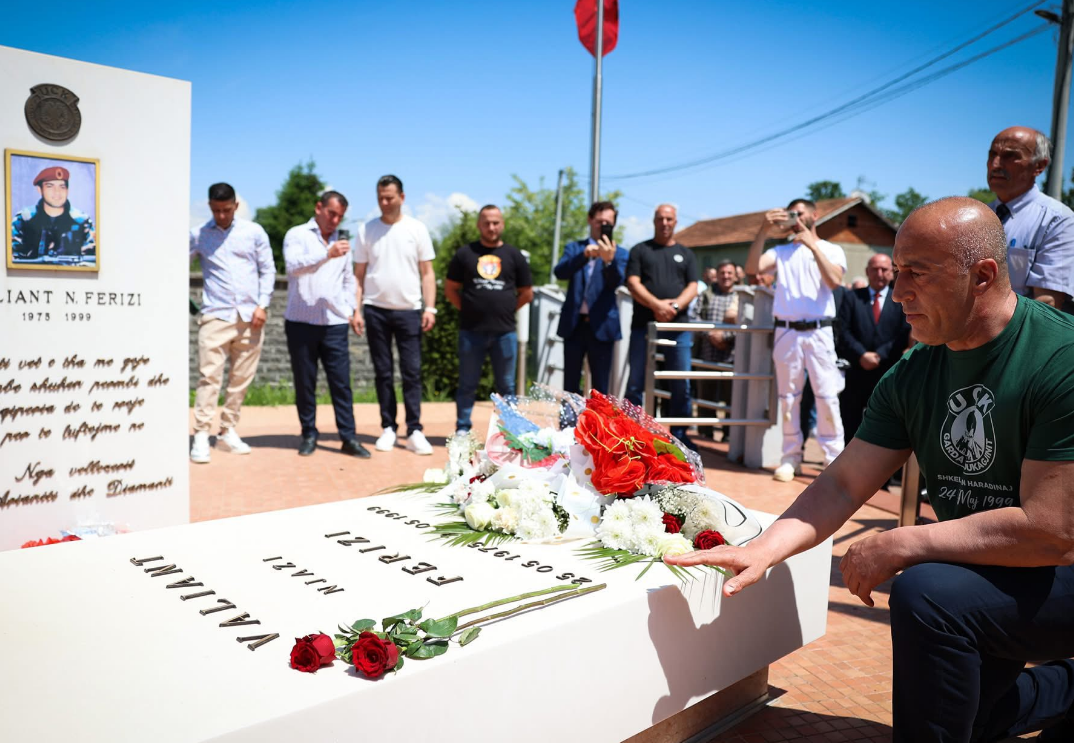 Haradinaj përkujton luftëtarët e Batalionit Gardist “Shkelzen Haradinaj”